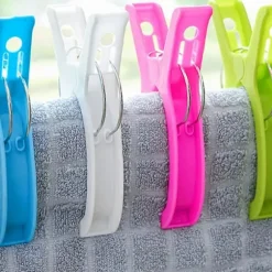 10 stk. Strandhåndklædeklemmer til liggestole 5 farver (tilfældige farver) Plastik tøjklemmer Holdbare flerfarvede klemmer til håndklæder dyner lagner tøj | Fyndiq