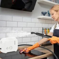 Dampvasker til Sengelus 1600W COSTWAY-180℃-3 Bar-1L Tank-Forvarming på 15s-Justerbar Intensitet-12 Tilbehør-Hvid