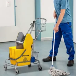 Rullende rengøringsspand, 26L, plastik, metalhåndtag