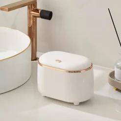 Skrivebordsaffaldsspand Mini Affaldskurv Stor Mund ABS Mini Affaldsspand Papirkurv med Låg Hvid